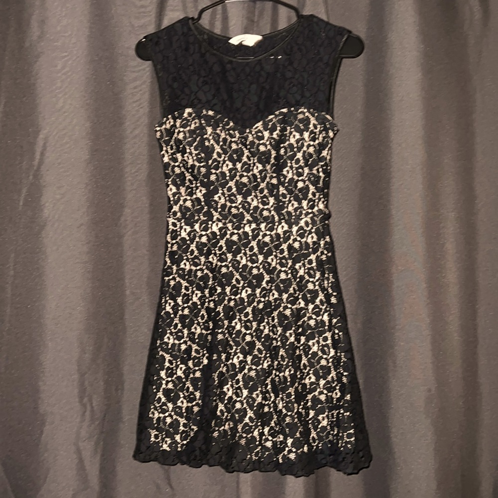 Speeckless Lace Dress